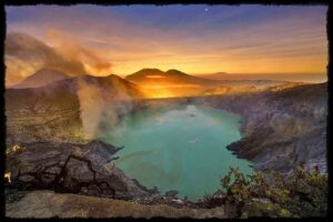 Yogyakarta Mount Bromo Ijen Tour